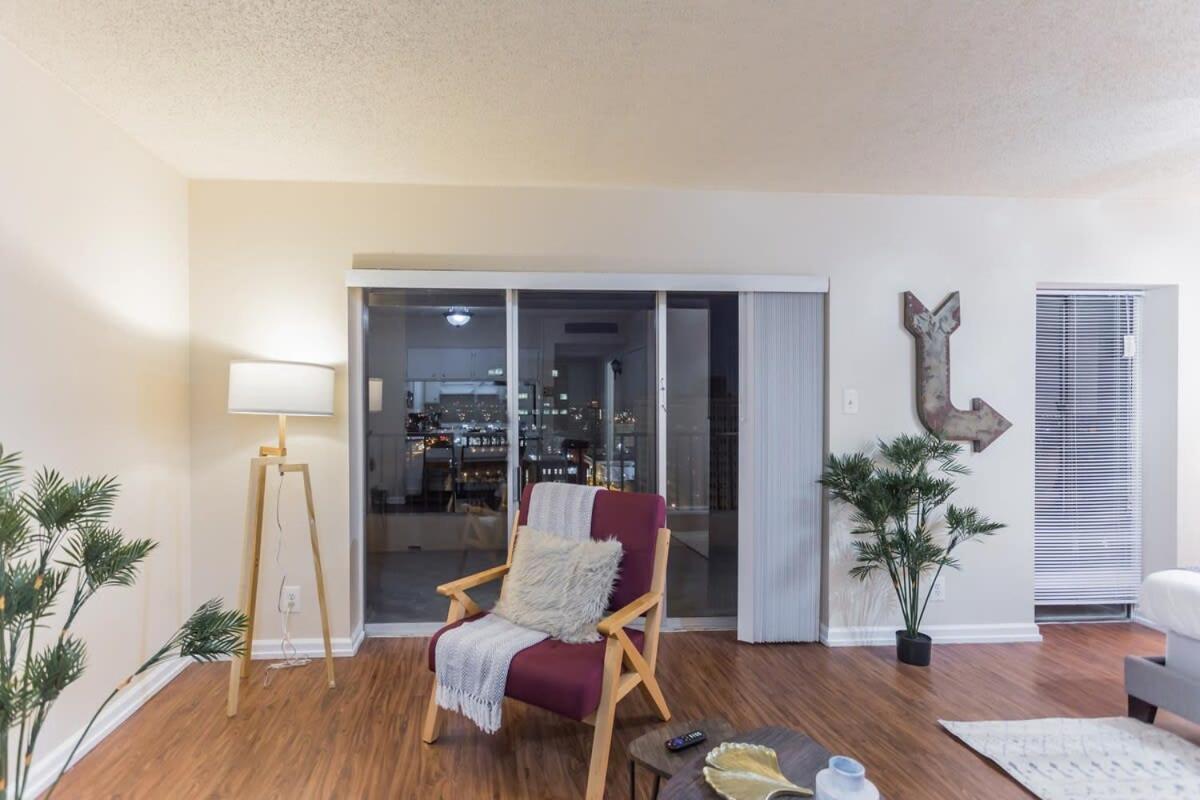 Affordable Downtown Memphis Apartment W Views 외부 사진